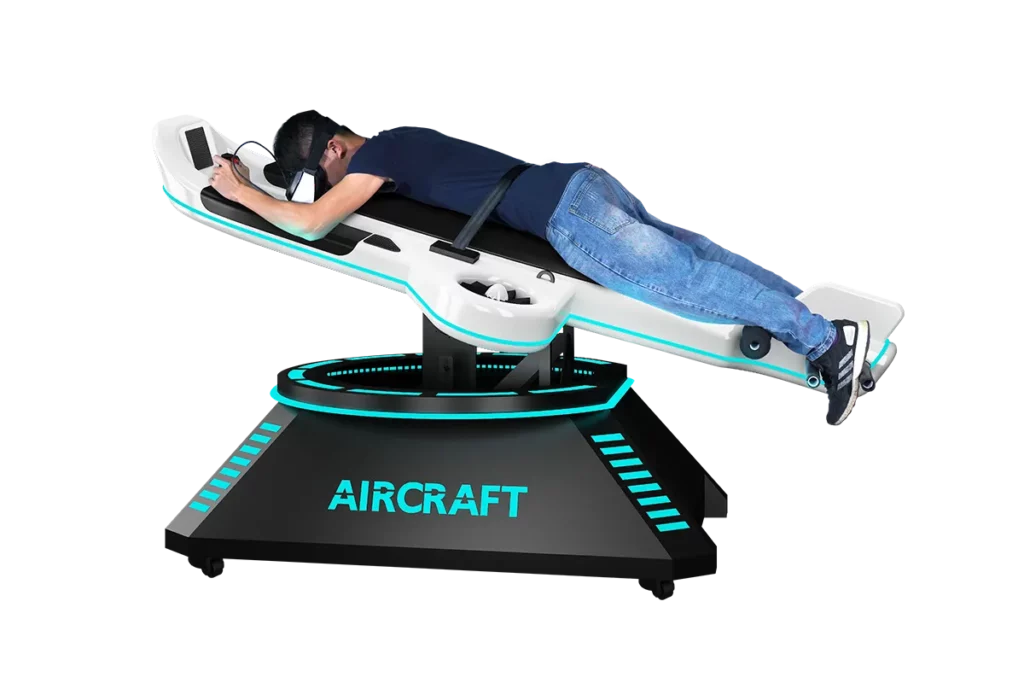 hombre jugando al simulador de vuelo vr