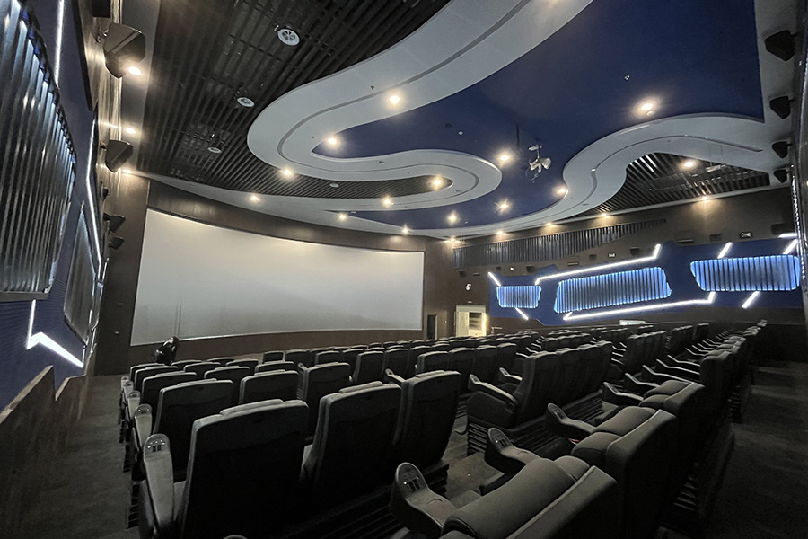 96 Motion Seats in VR Cinema